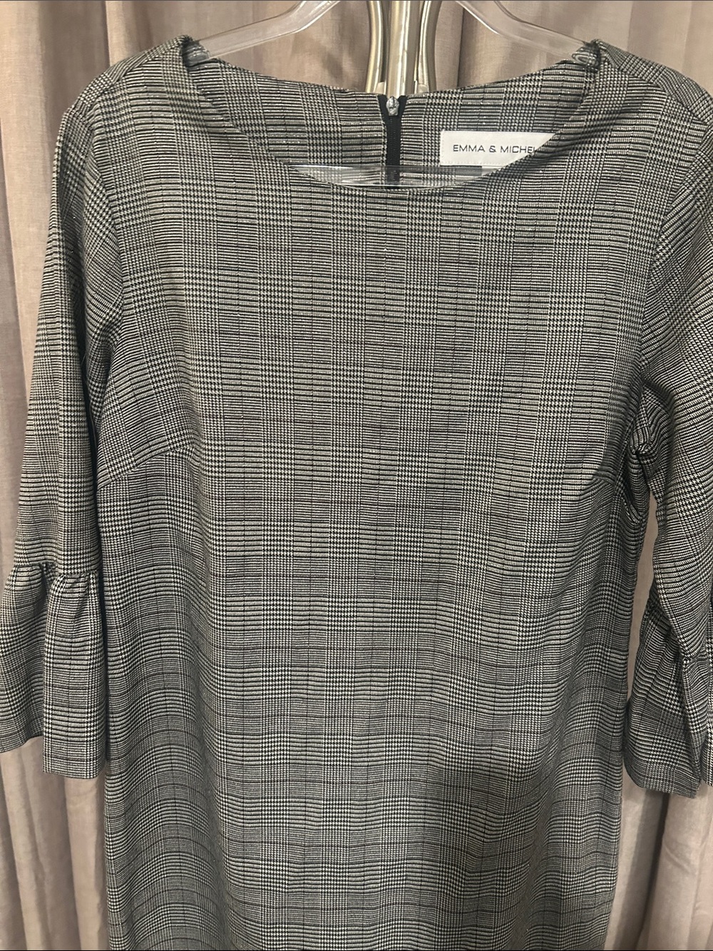 Emma & Michelle Gray Plaid Shift Dress with Ruffle Sleeves has a slight shine. - Picture 4 of 8